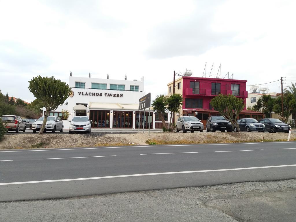 Miltos Beach House Larnaca Exterior photo